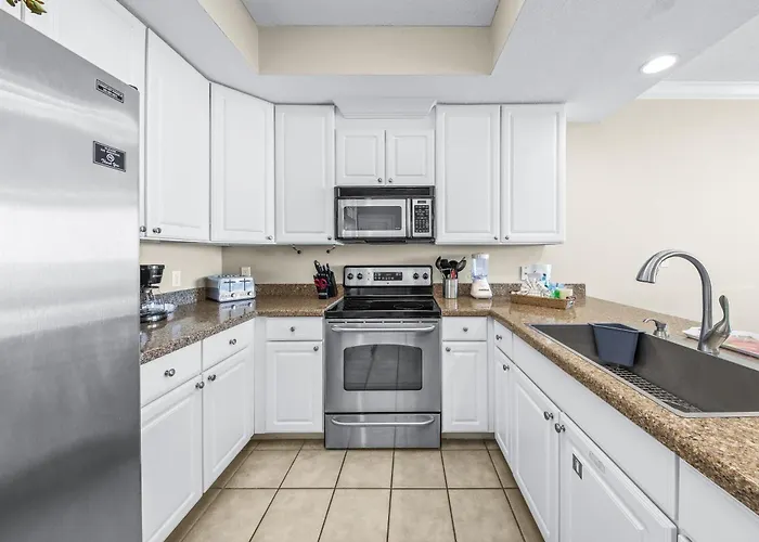 San Carlos Apartment